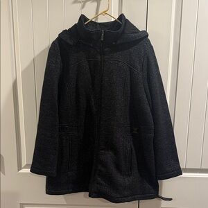 Liz Claiborne Black and White Knit Sweater